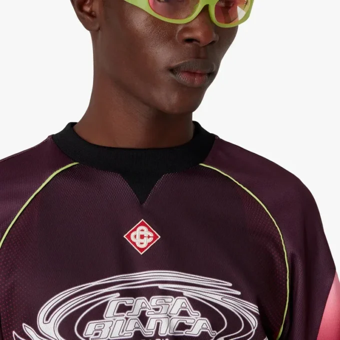 Aubergine-fotballtrøye med kort erme og fargegradient