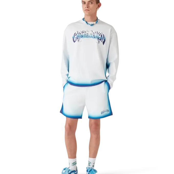 Blå langermet T-skjorte