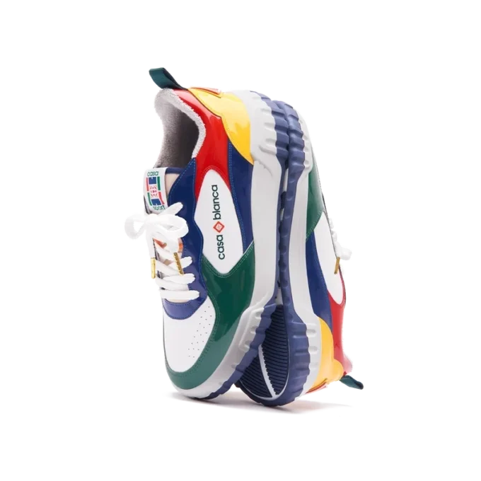 Court flerfargede sneakers for kvinner