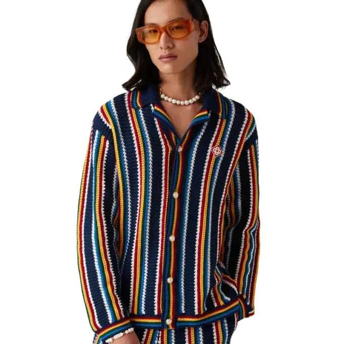 Heklet stripete skjorte