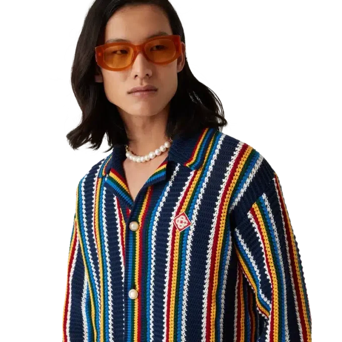 Heklet stripete skjorte