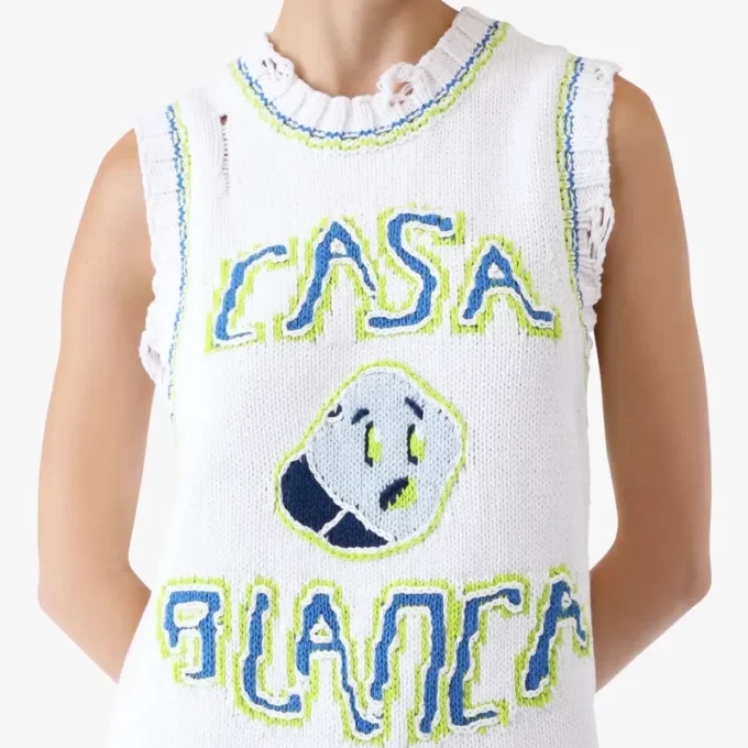 Hvit håndstrikket mini-tankkjole