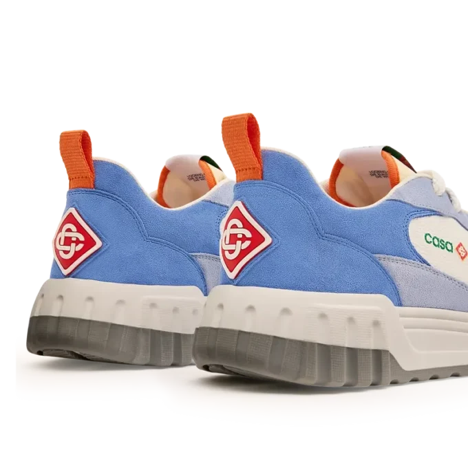 Court-sneaker for kvinner i hvitt og blått