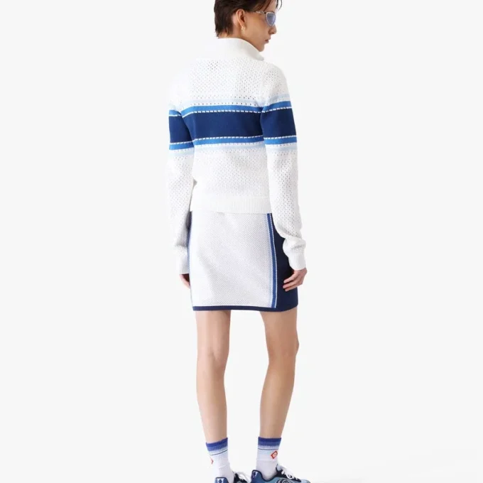 Hvit og blå stripet bomberjakke i mesh