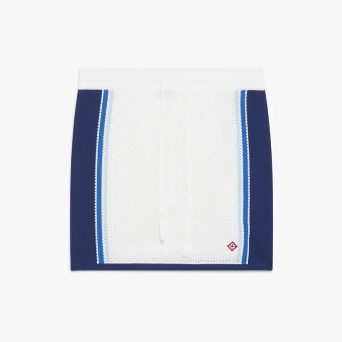 Hvit og blå stripet mesh-miniskjørt