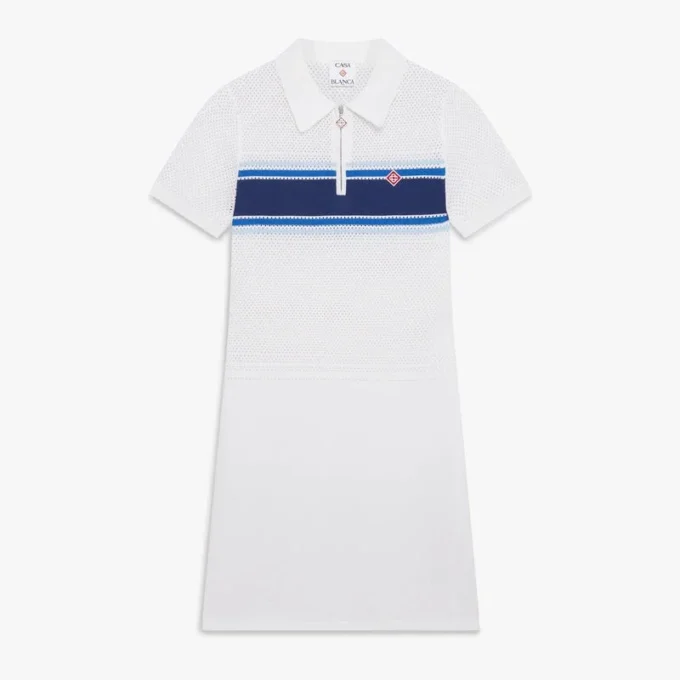 Hvit og blå stripet midi-kjole i mesh