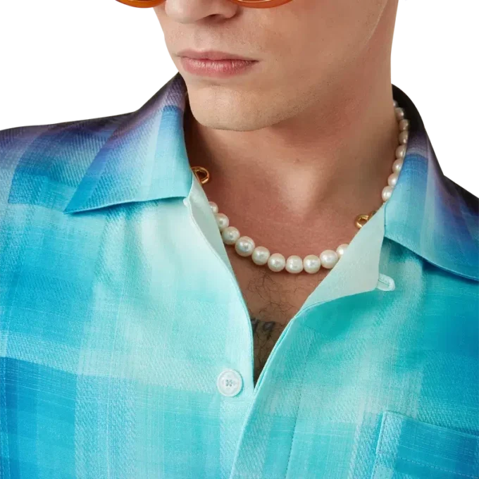 Kortærmet skjorte i viskoseblanding med gradientmønster på shortsen