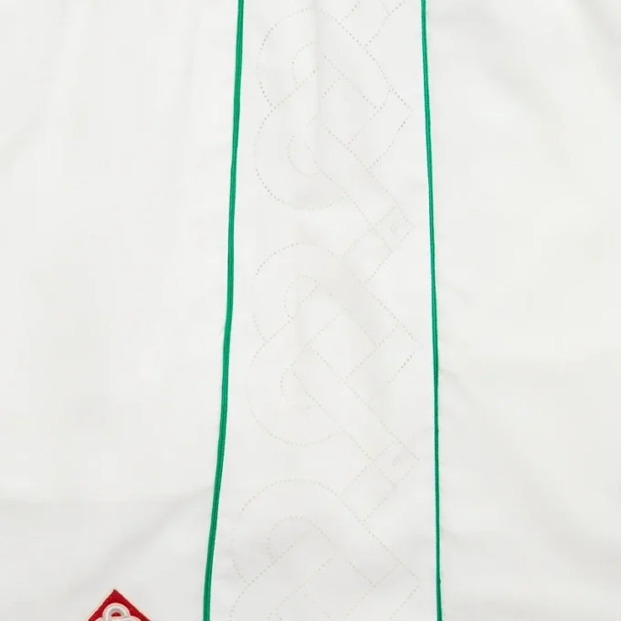 Laserdetaljerte treningsshorts