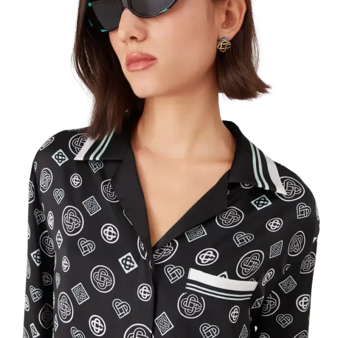Monogram pyjamaskjorte i silkesatin