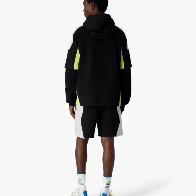Oversized Short T-skjorte med korte ermer og fargeblokker Oversized Short T-skjorte med korte ermer og fargeblokker