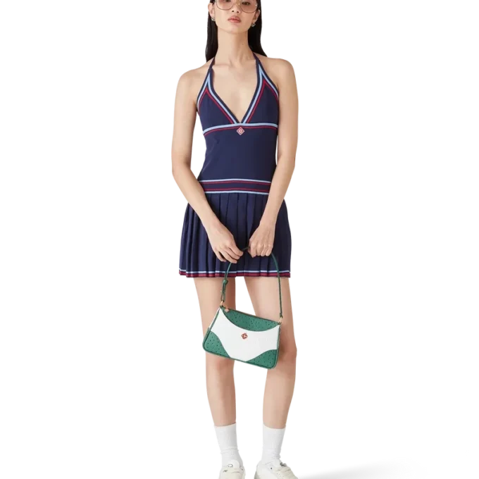 Plissert halterneck-kjole