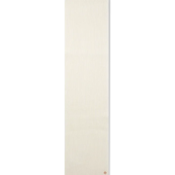 Skiskjerf i ribbestrikket ull