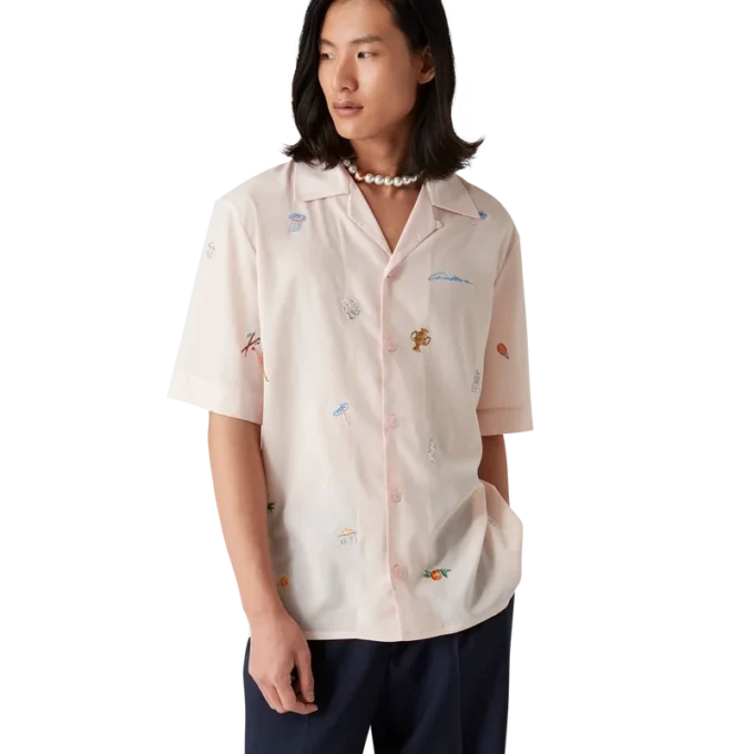 Skjorte med brodert motiv