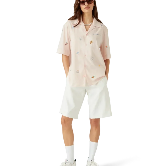 Skjorte med brodert motiv