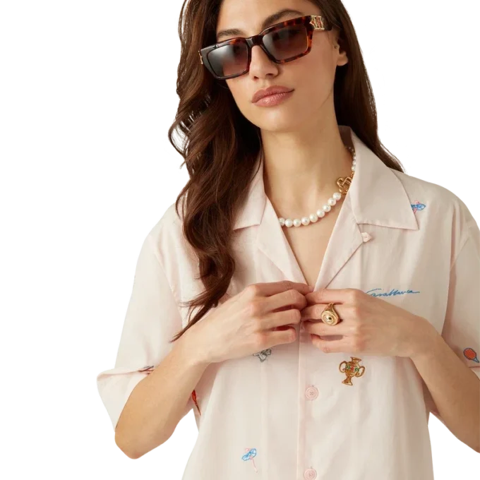 Skjorte med brodert motiv