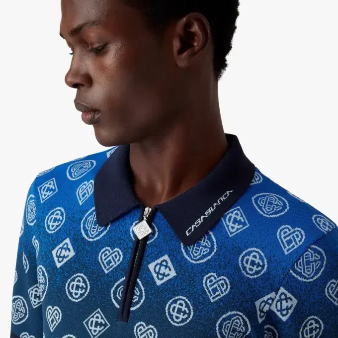 Strikket poloskjorte med korte ermer og monogram i fargegradient