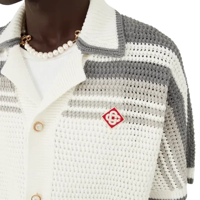 Tennis-heklet skjorte