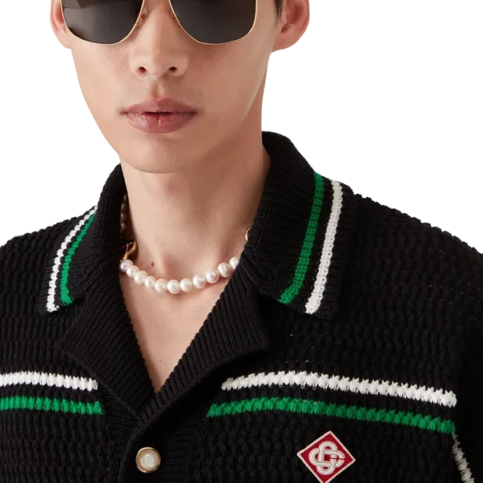 Tennis-heklet skjorte