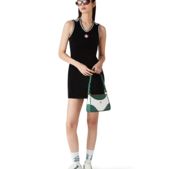 Tenniskjole i strukturert velour