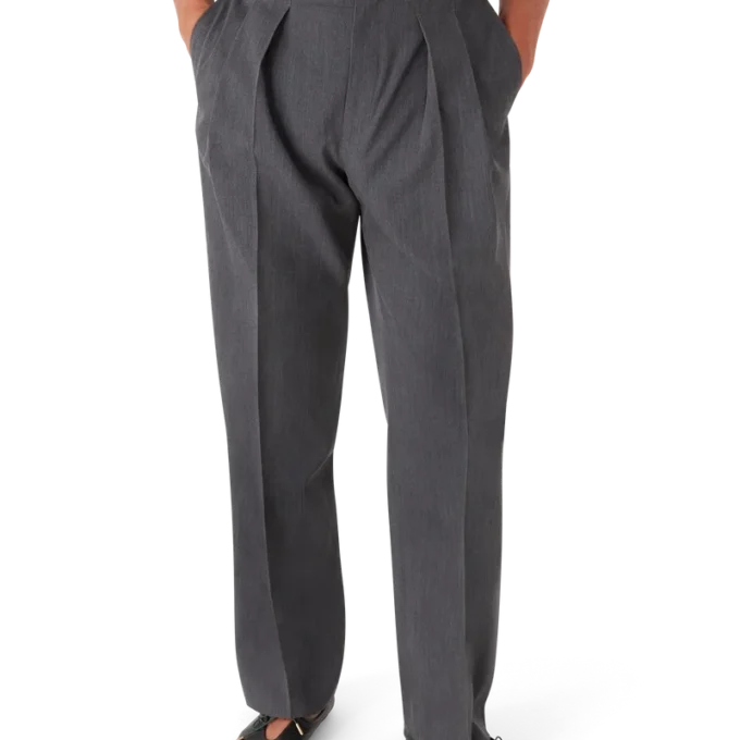 Ullskreddersydde bukser med beltestropper